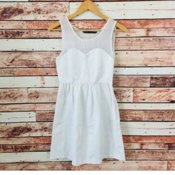 Topshop Dresses & Skirts - Topshop Boho White Skater Dress from Mauritius